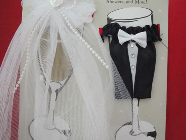 Juego de novios para vestir las copas